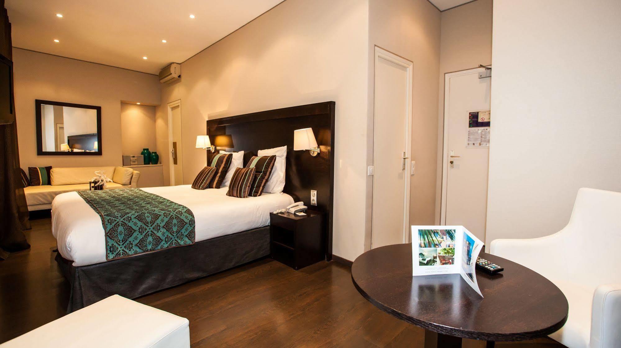 Hotel Paris Rome Menton Exterior foto